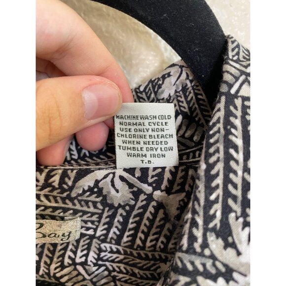 Batak Bay Mens Hawaiian Shirt 2XLT Tropical Palm Print Black/White Rayon - Picture 5 of 7